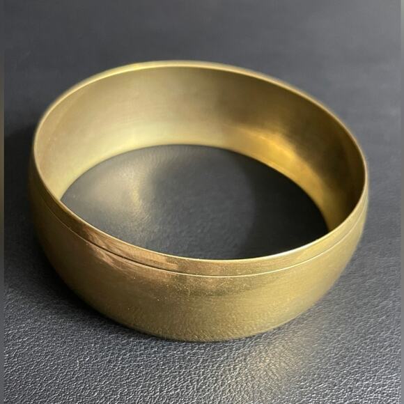 Vintage Brass‎ Classic Bangle Bracelet - Picture 1 of 3
